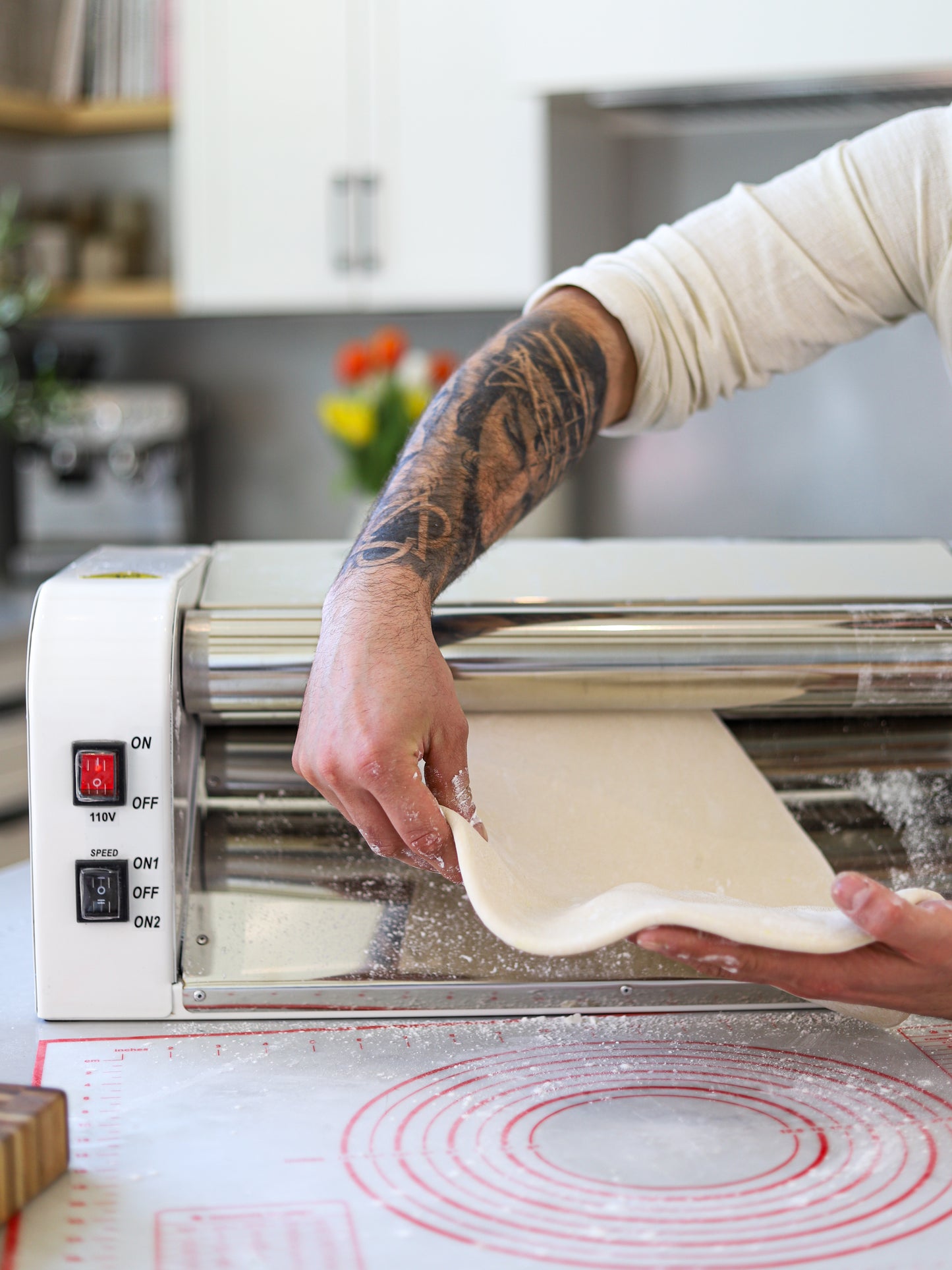 Laminadora de masa eléctrica: máquina para amasar de alta capacidad para pizza, pasteles y más, ideal para cocinas domésticas y comerciales